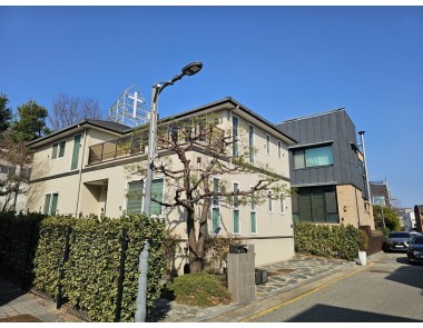 초급매 23억,낙생초인근 초급매물 지하골프연습장,층고 높고. 개방감좋은 단독주택 입주가능